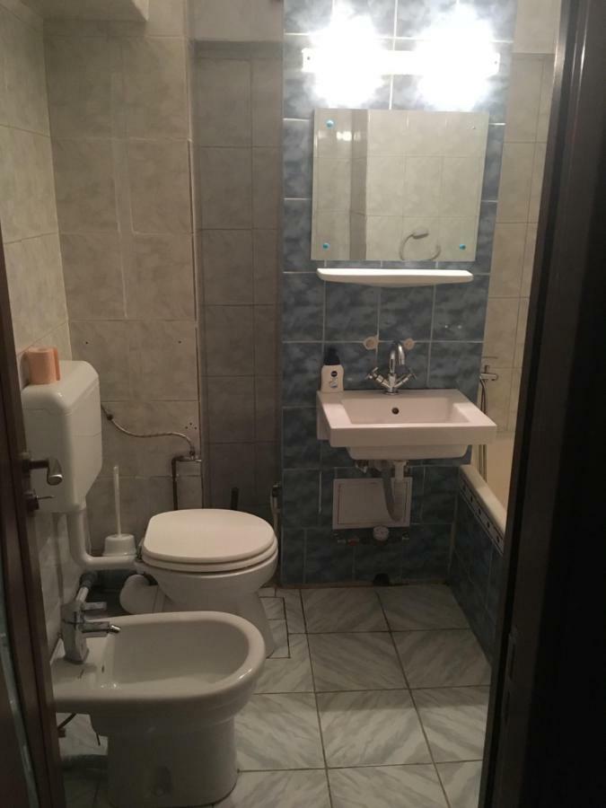 Apartamento Apartament Antonia Tîrgu Ocna Exterior foto