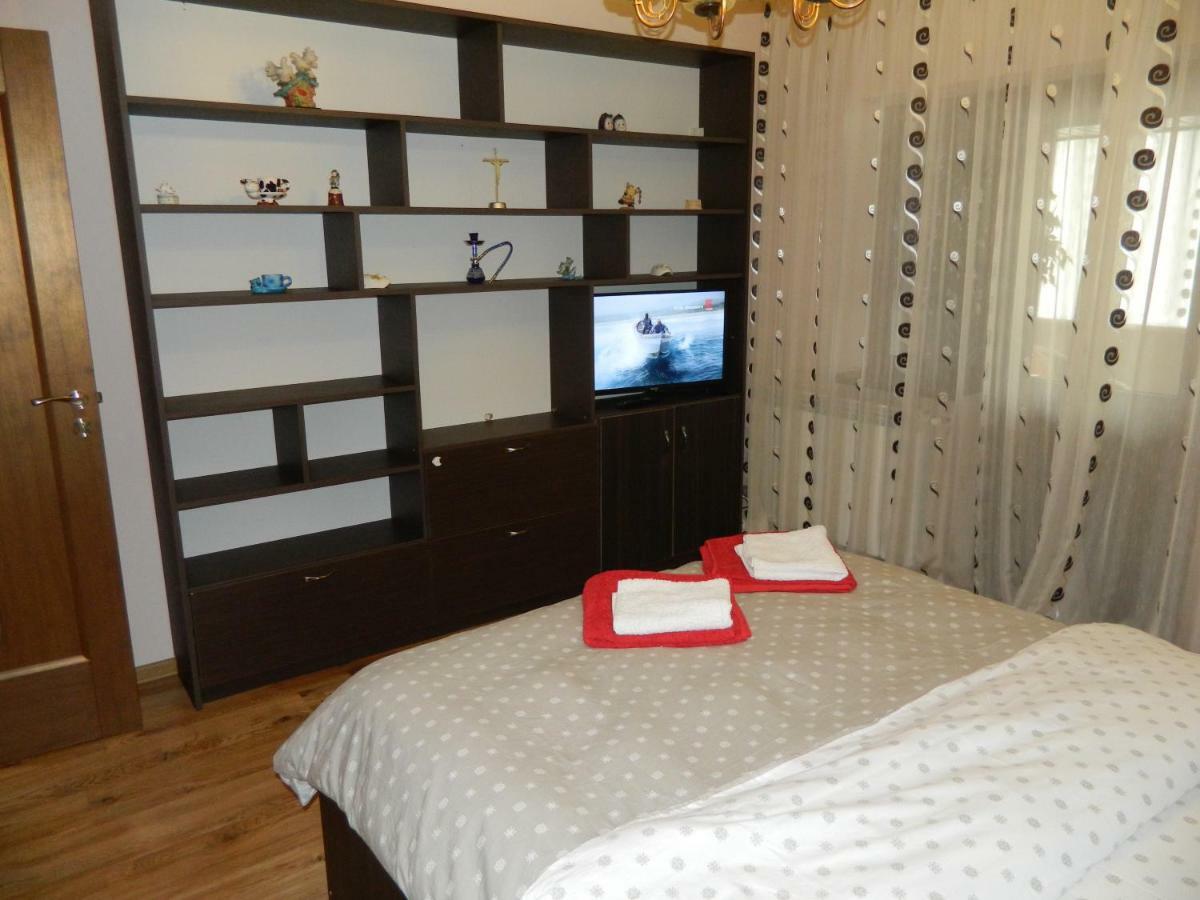 Apartamento Apartament Antonia Tîrgu Ocna Exterior foto
